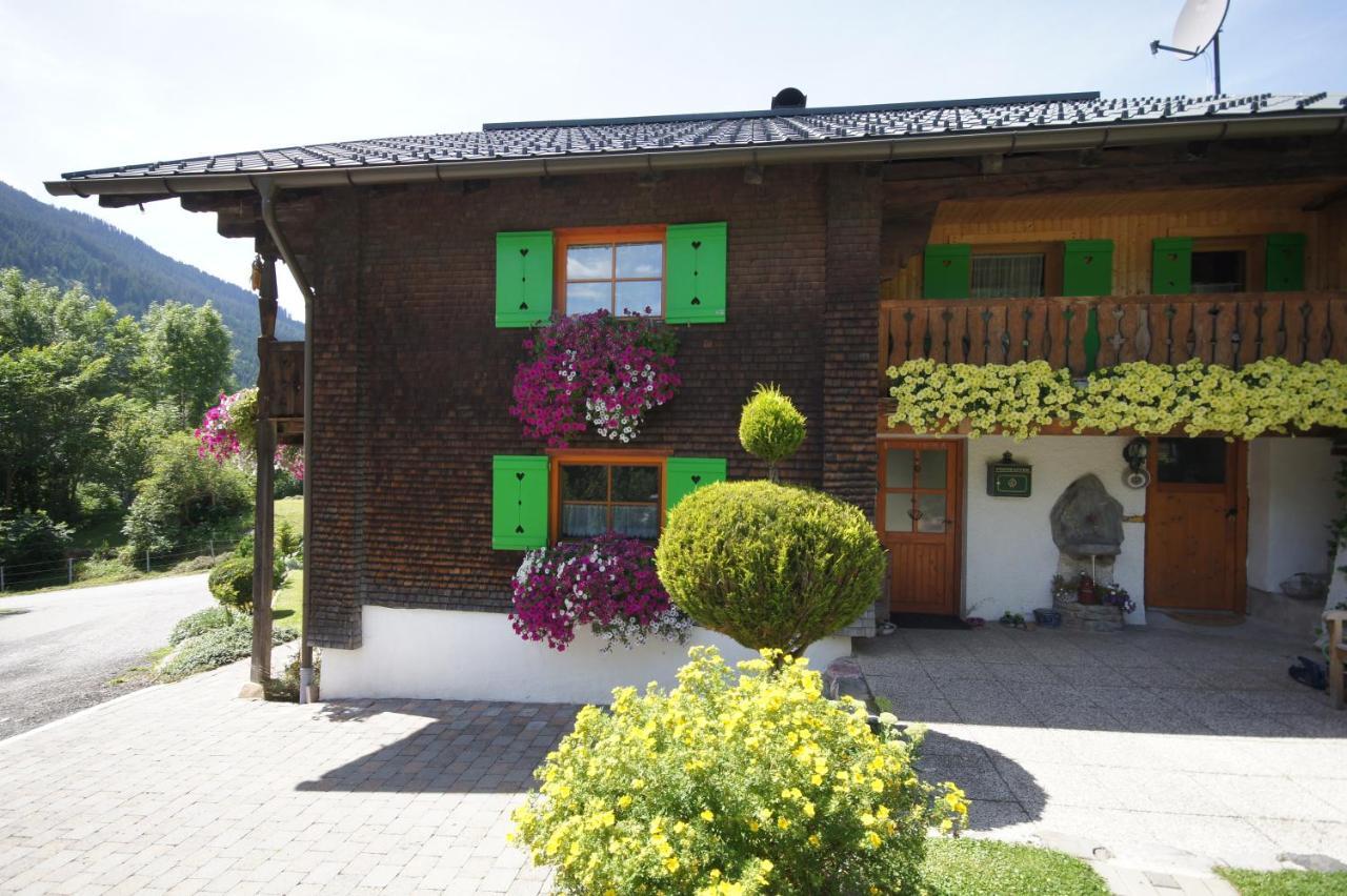 Haus Aelpele Apartment Klosterle am Arlberg Exterior photo